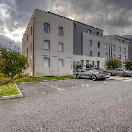 Le Donjon Bleu - Calme / Montagne /ski Appartement *